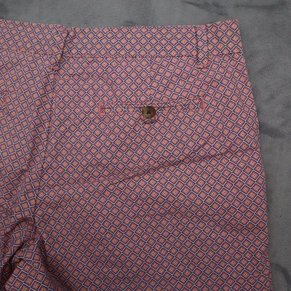 Gap Shorts Womens 10 Pink Flat Front Hot Pants Slash Pocket Button Zip Geometric - Picture 10 of 16